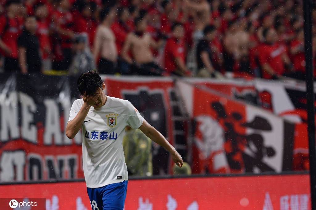 多赫蒂跟进推射破门，狼队2-0领先切尔西！